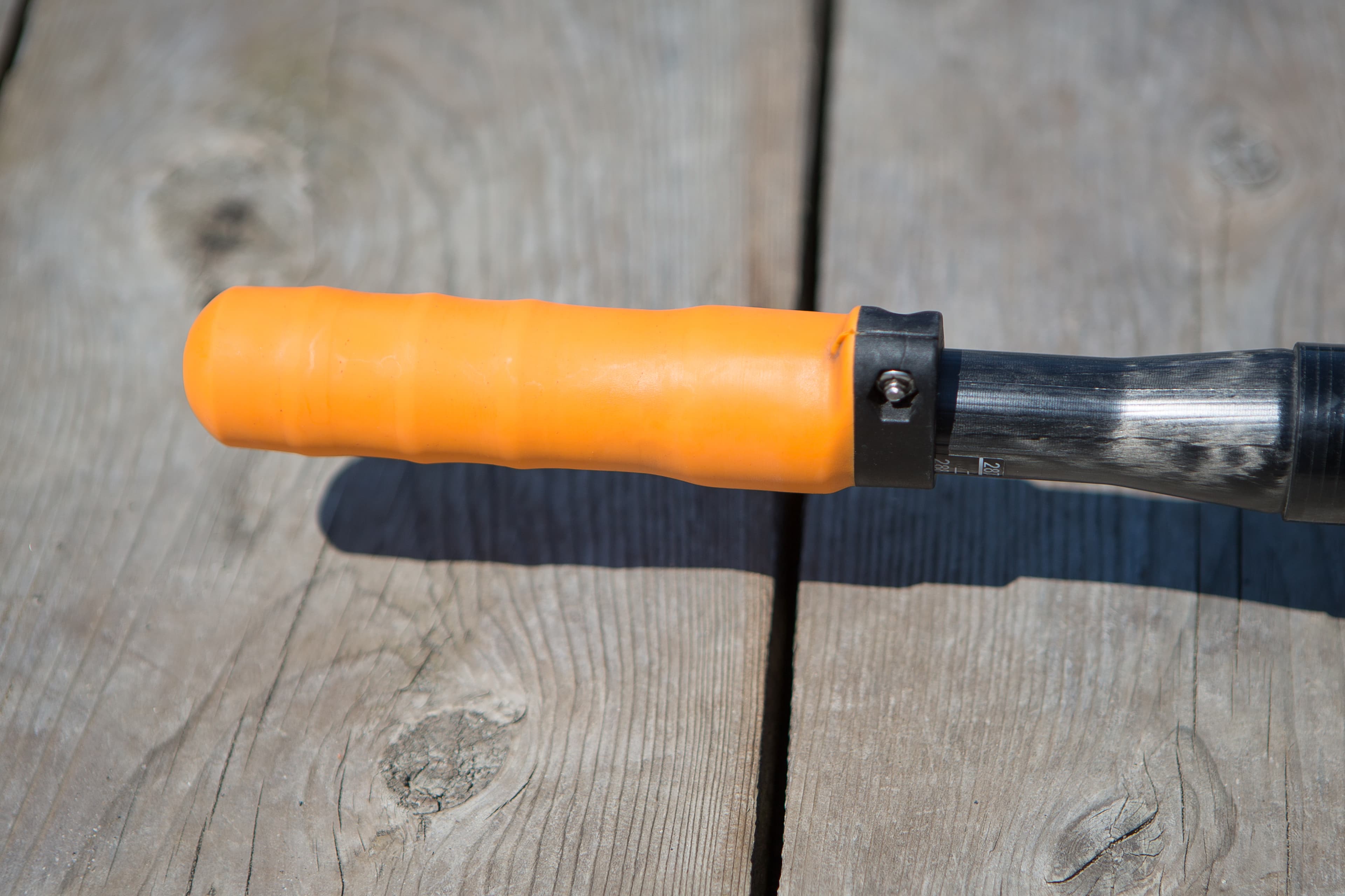 orange_grip.jpg